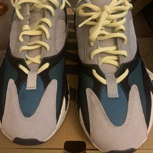 Yeezy 700 wave runner